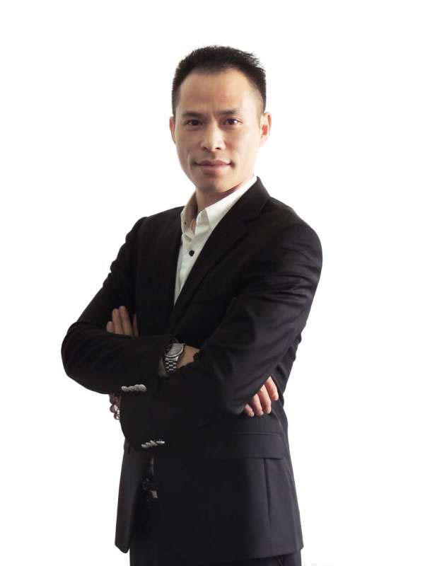 上海宜洋辦公家具總經(jīng)理馬飛馬總