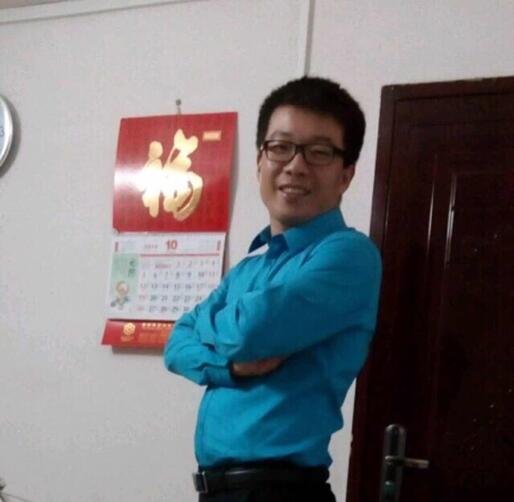 深圳毅順錦鴻模具有限公司 總經(jīng)理丁金峰