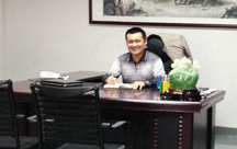 企業(yè)老總獨自掛帥獲得網絡訂單