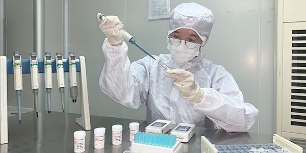 傳統(tǒng)醫(yī)療行業(yè)如果通過互聯(lián)網(wǎng)轉(zhuǎn)型？