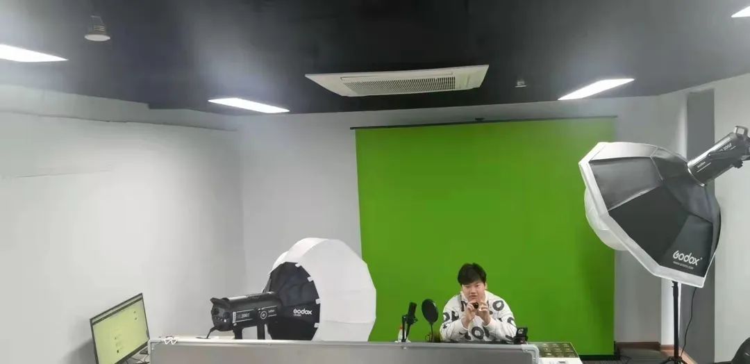 企業(yè)直播帶貨怎么做